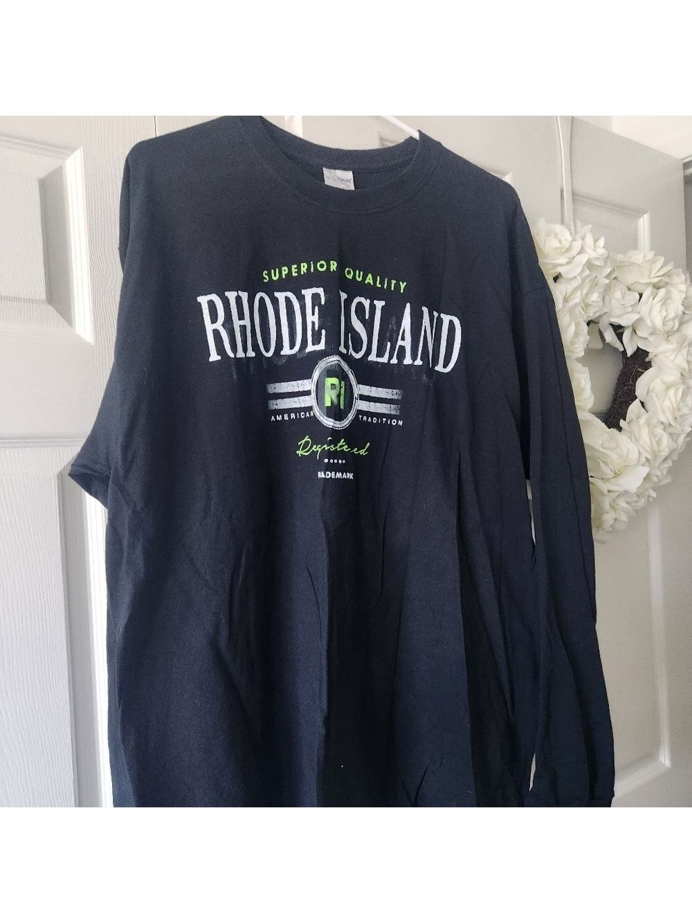 NWT Rhode Island L/S Cotton Shadow Text T-Shirt sz XL - Picture 3 of 6